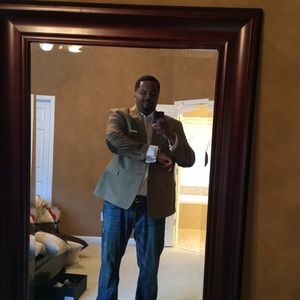 Meet your Posher, Robert